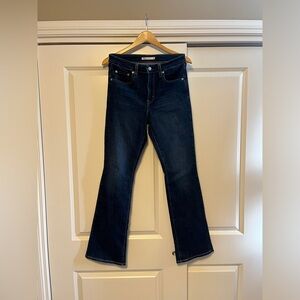 High Rise Bootcut Levis